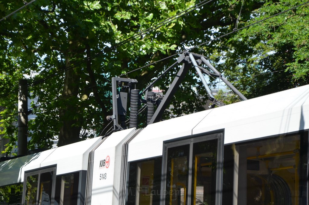 KVB Bahn defekt Koeln Buchheim Heidelbergerstr P05.JPG - Miklos Laubert